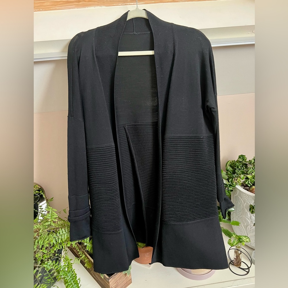 lululemon Sit in Lotus Wrap :: Vintage piece!